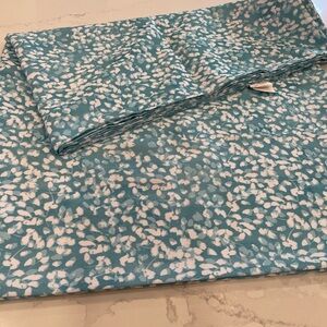 Teal and White floral tablecloth